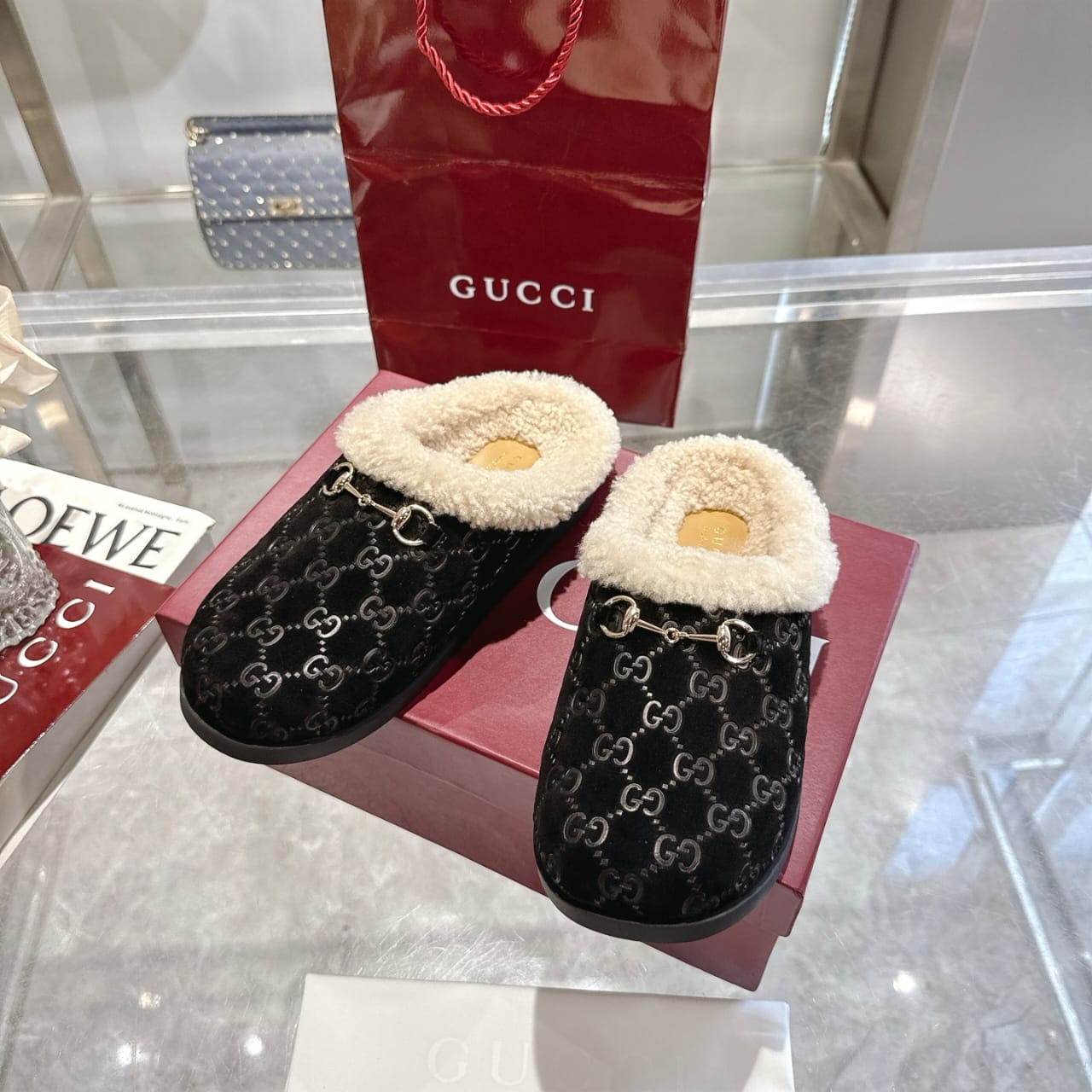 Gucci Women's mule with Horsebit