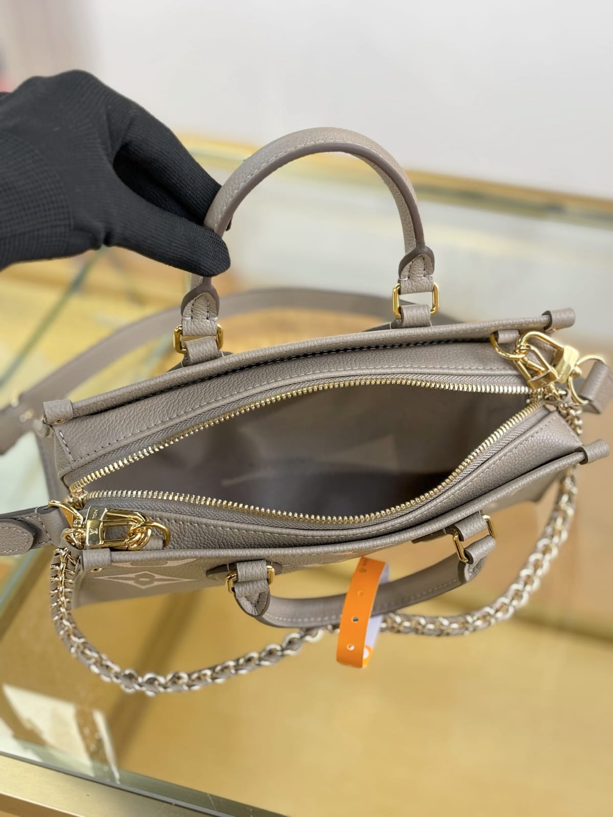 Louis Vuitton Dove/Cream Hand Bags for women