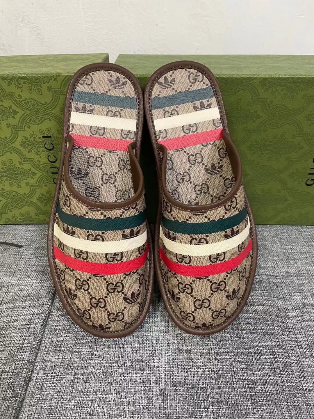 Gucci Slippers for Women