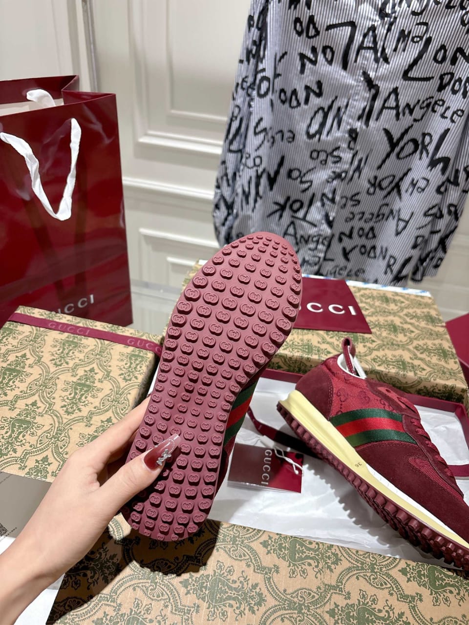 Gucci Women's Gucci Re-Motion trainer