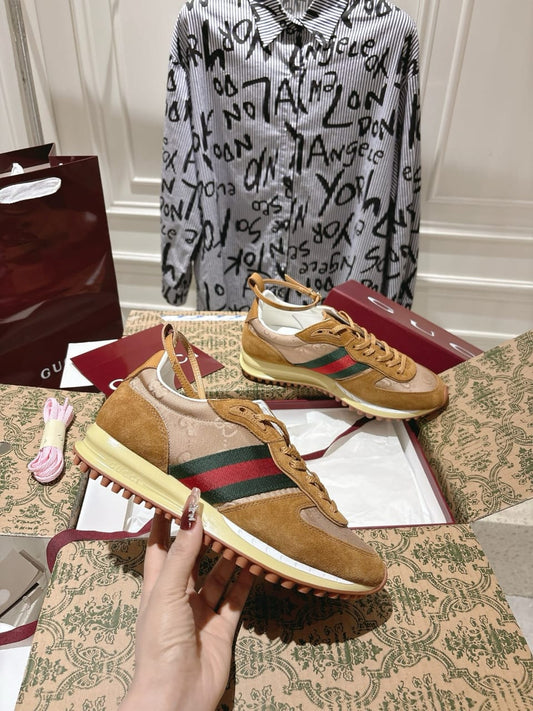 Gucci  Women's Gucci Re-Motion sneaker
