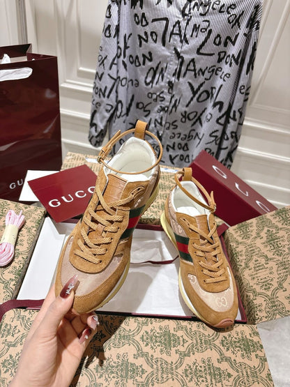 Gucci  Women's Gucci Re-Motion sneaker