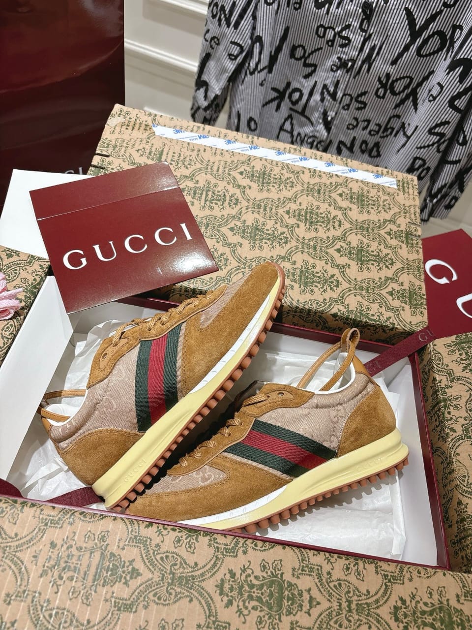 Gucci  Women's Gucci Re-Motion sneaker