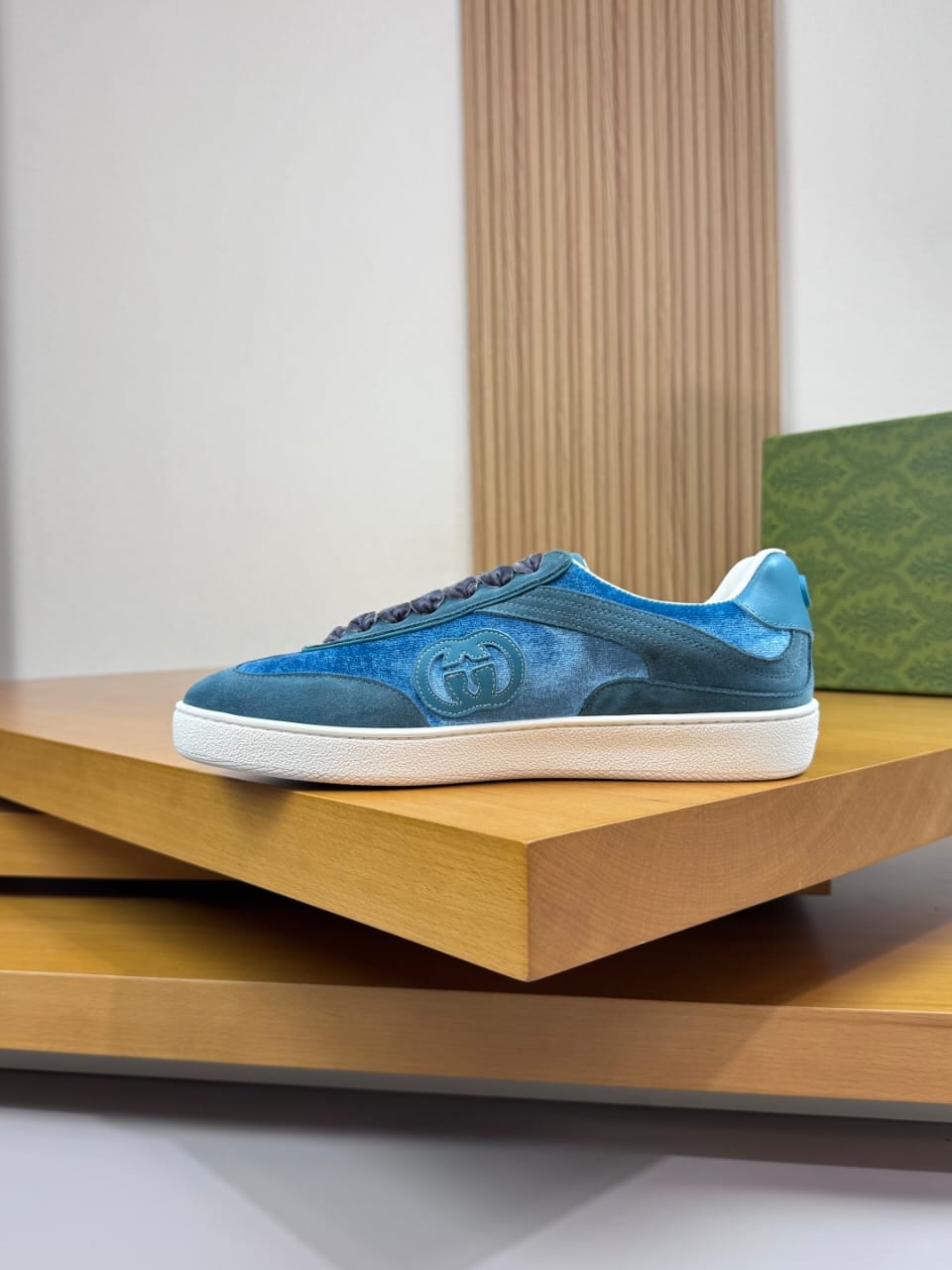 Gucci Women's G75 sneaker