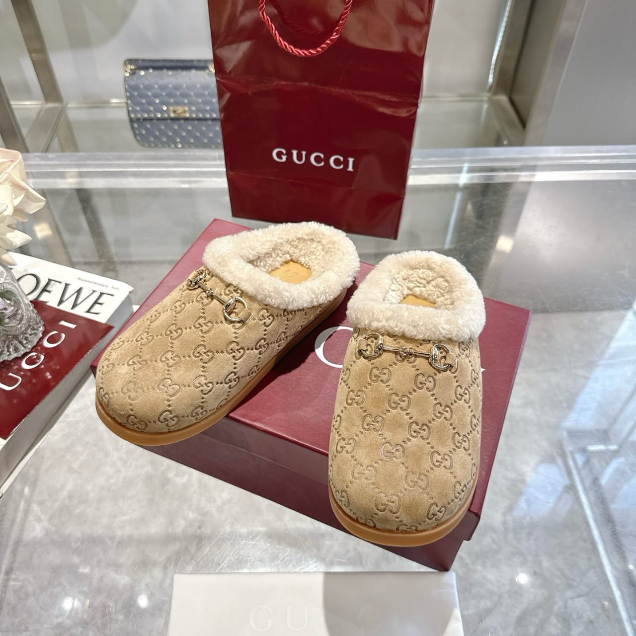 Gucci Women's mule with Horsebit