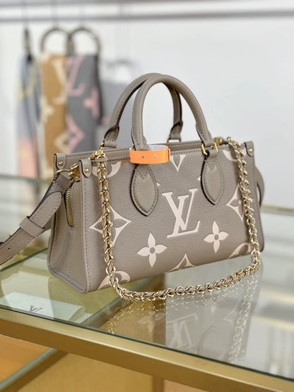 Louis Vuitton Dove/Cream Hand Bags for women