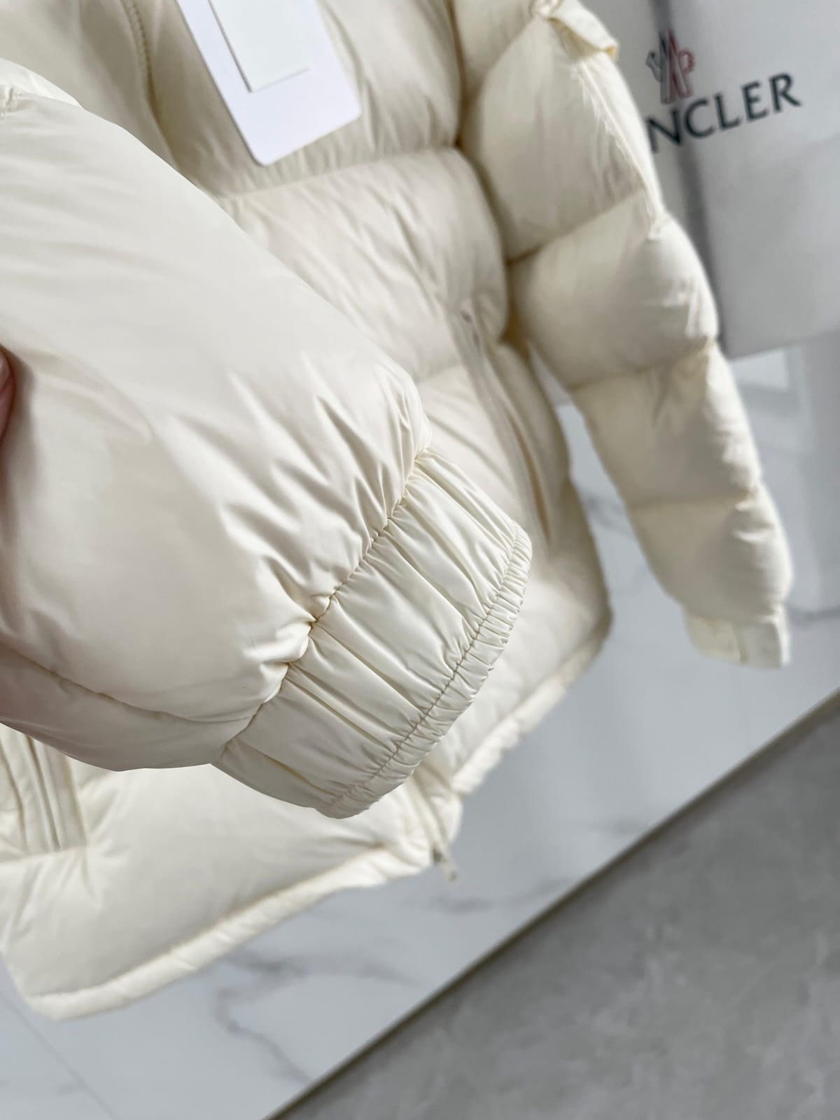 Moncler  Levitha Hooded Short Down Jacket for men