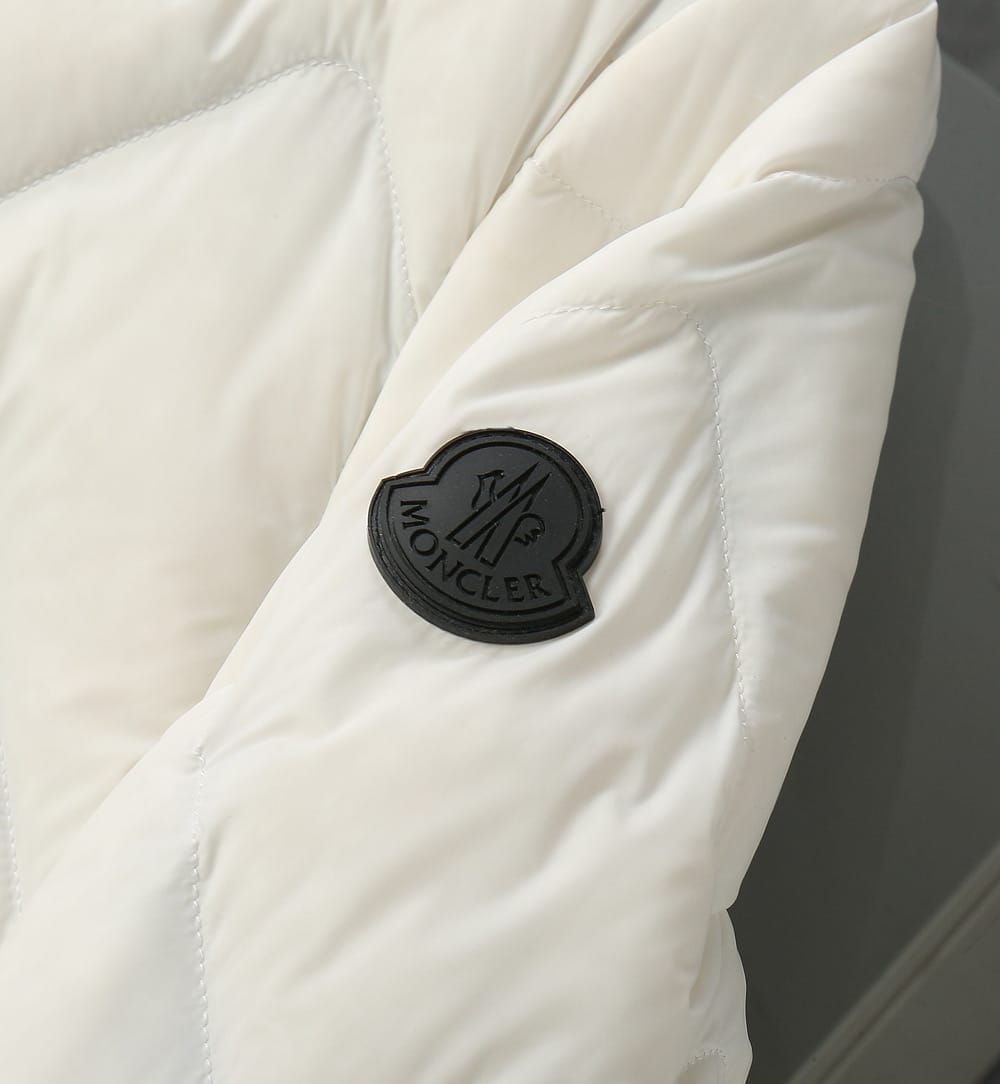 Moncler  Bimont Men's Quilted Hooded Short Down Jacket