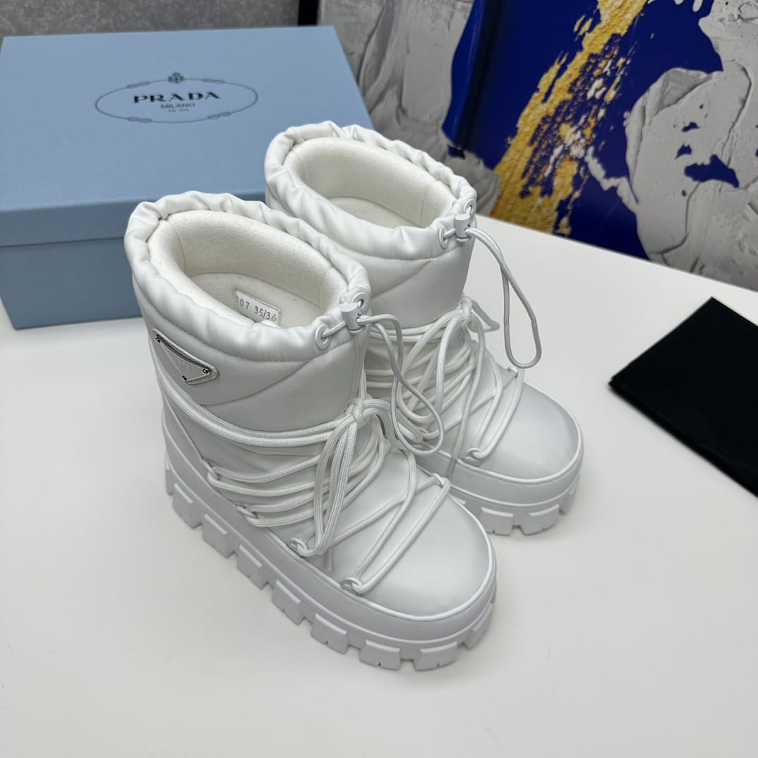 Prada Re-Nylon gabardine après-ski boots for woman
