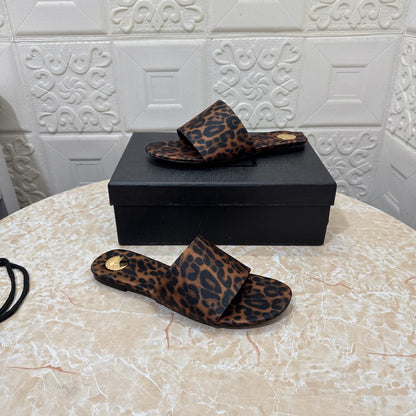 Saint Laurent CARLYLE slides in leopard grosgrain for women