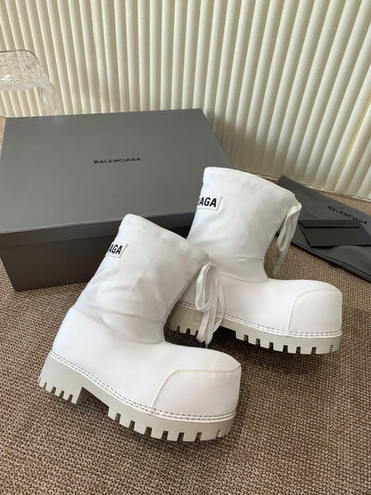 Balenciaga Alaska Low Boot for women