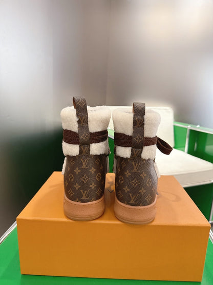 Louis Vuitton  LV Cloud Lace-Up Ankle Boot for women