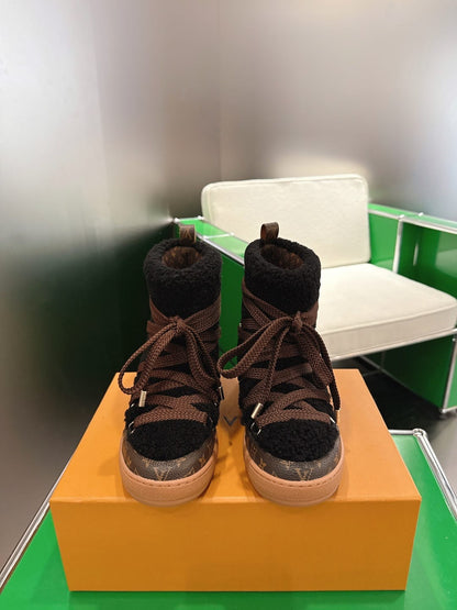 Louis Vuitton  LV Cloud Lace-Up Ankle Boot for woman