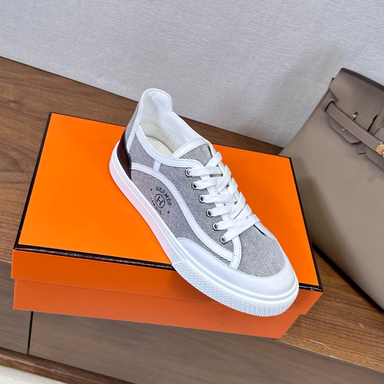 Hermes  Get sneaker  for woman