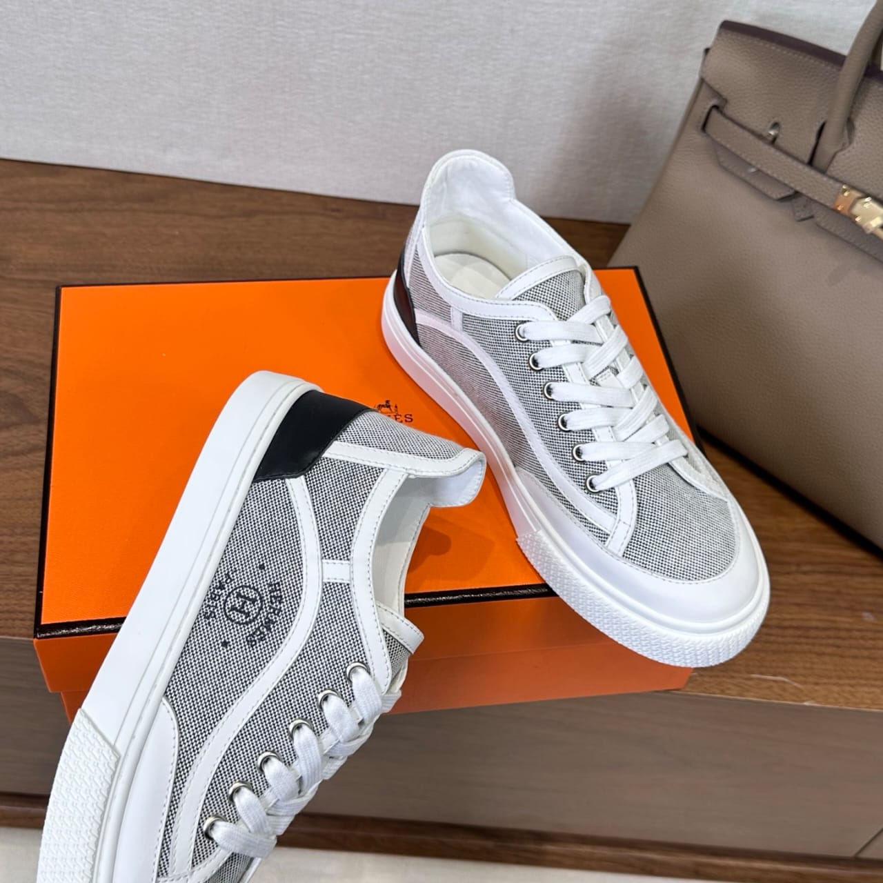 Hermes  Get sneaker  for woman