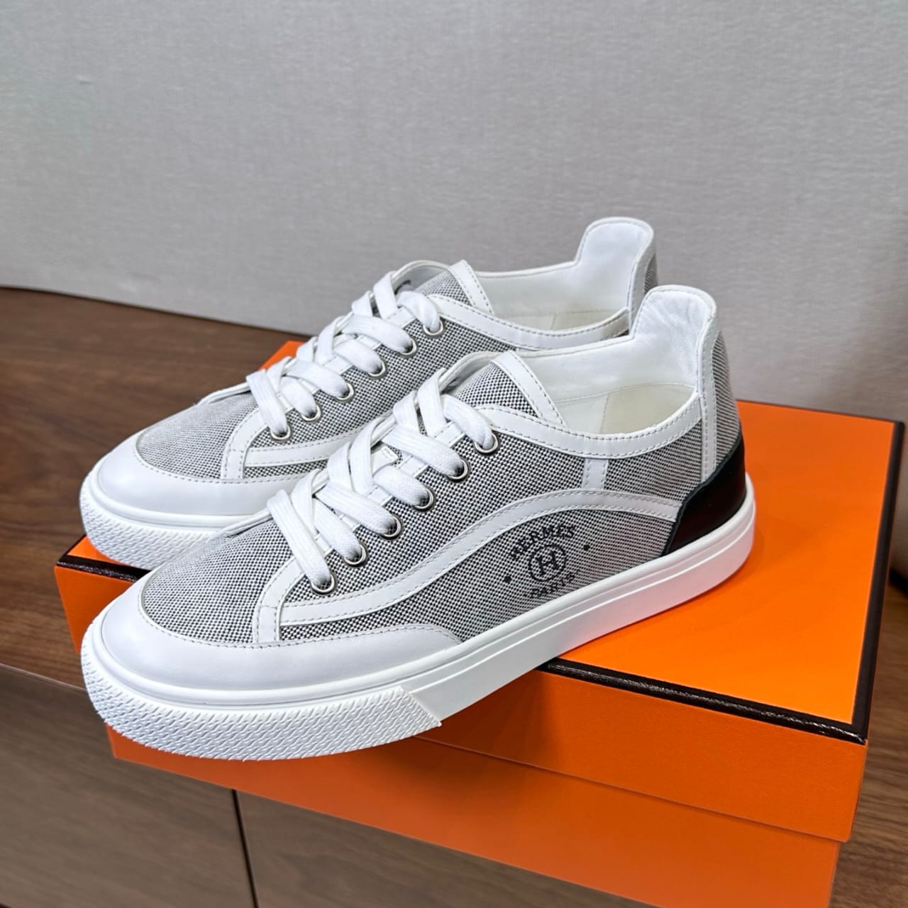 Hermes  Get sneaker  for woman