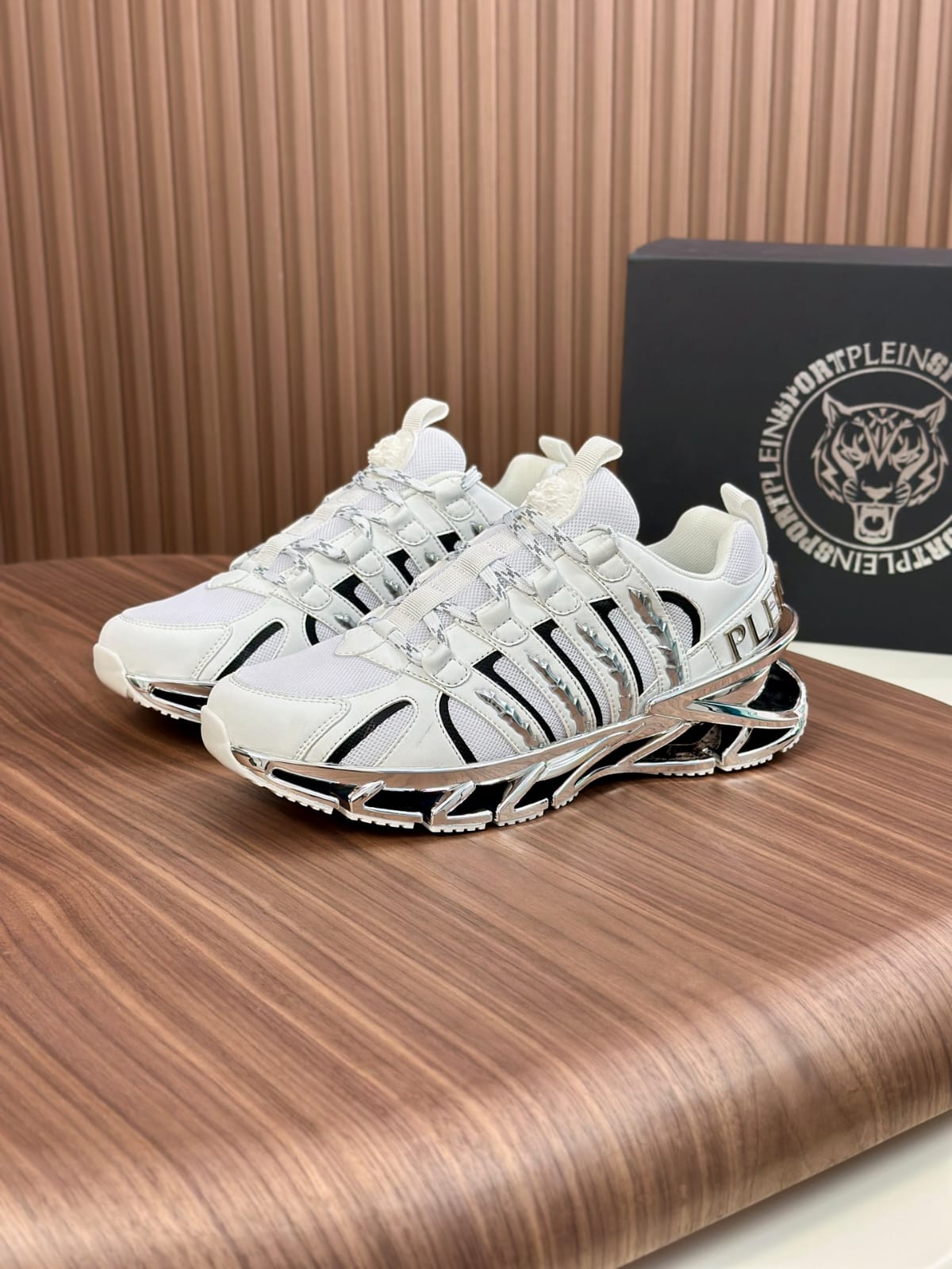 Philipp Plein  Runner for men