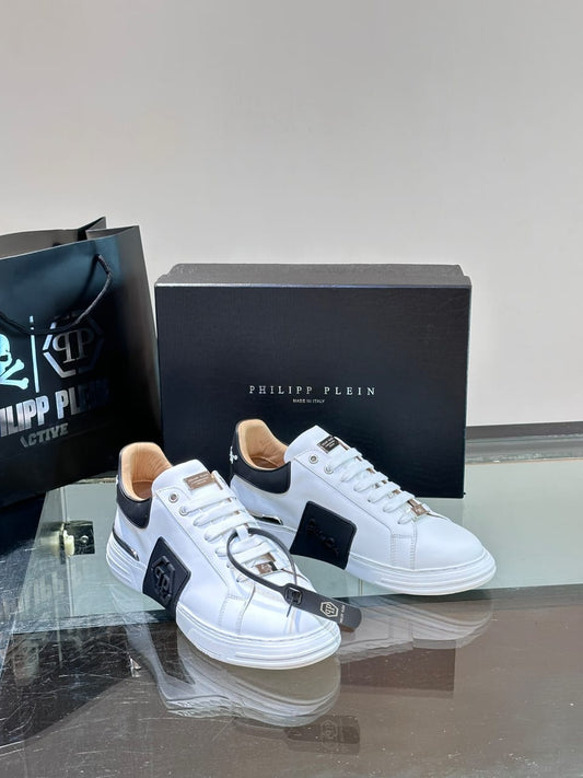 Philipp Plein  Patent Leather Lo-Top Sneakers Hexagon for men