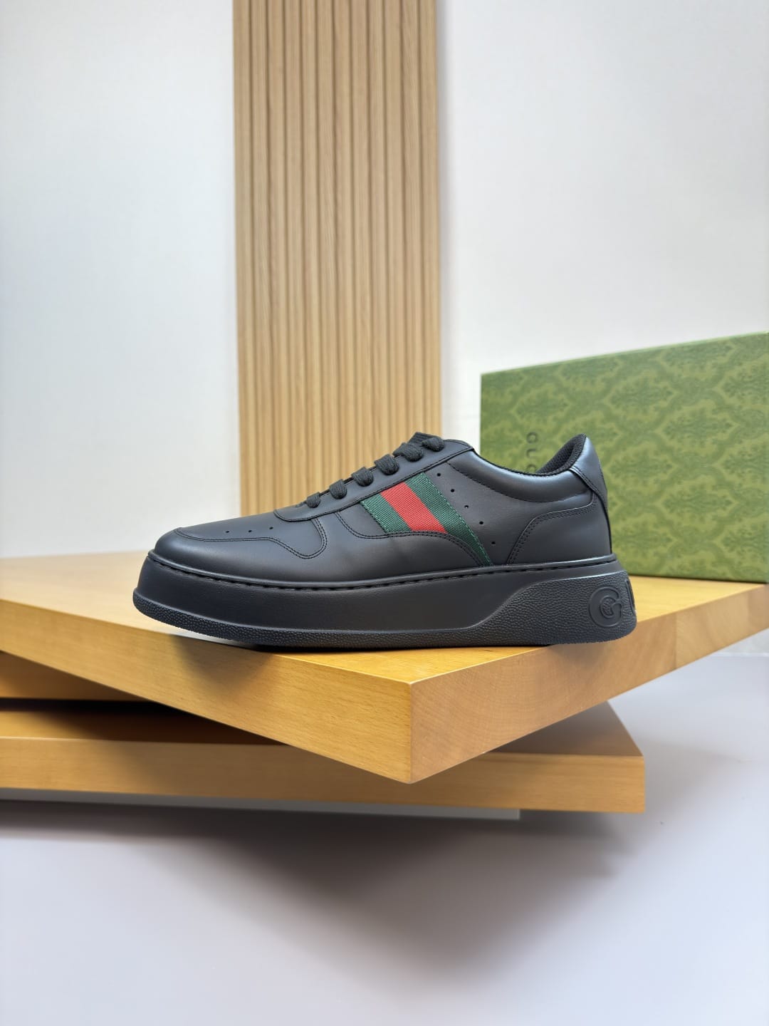 Gucci  Chunky trainers for men