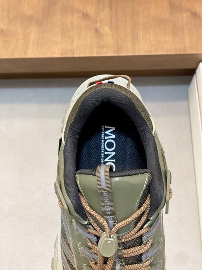 Moncler  Trailgrip GTX Sneakers for men