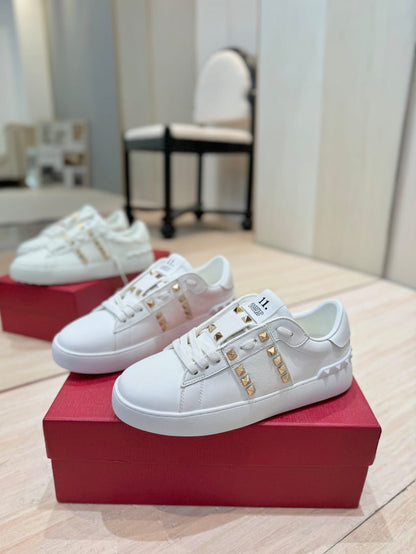 Valentino  Garavani Rockstud Untitled sneaker for women
