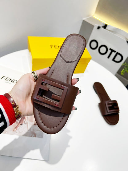 FENDI - Signature Leather Sandals for women