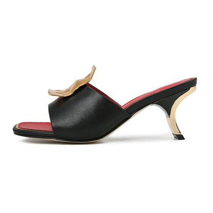 Black Heels With Logo Buckle for women
