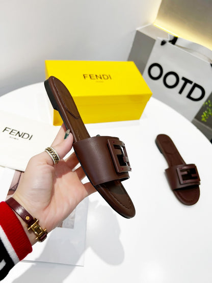FENDI - Signature Leather Sandals for women
